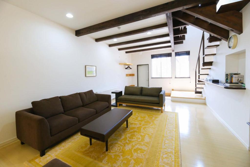 Tsuru Apartments NakaNakafurano Buitenkant foto