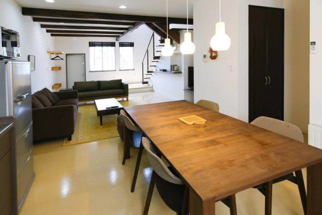 Tsuru Apartments NakaNakafurano Buitenkant foto