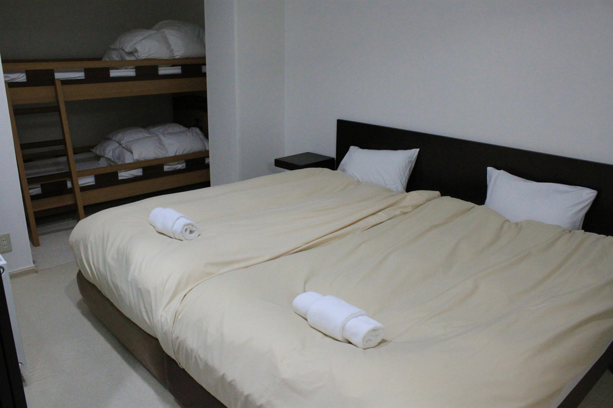 Tsuru Apartments NakaNakafurano Buitenkant foto