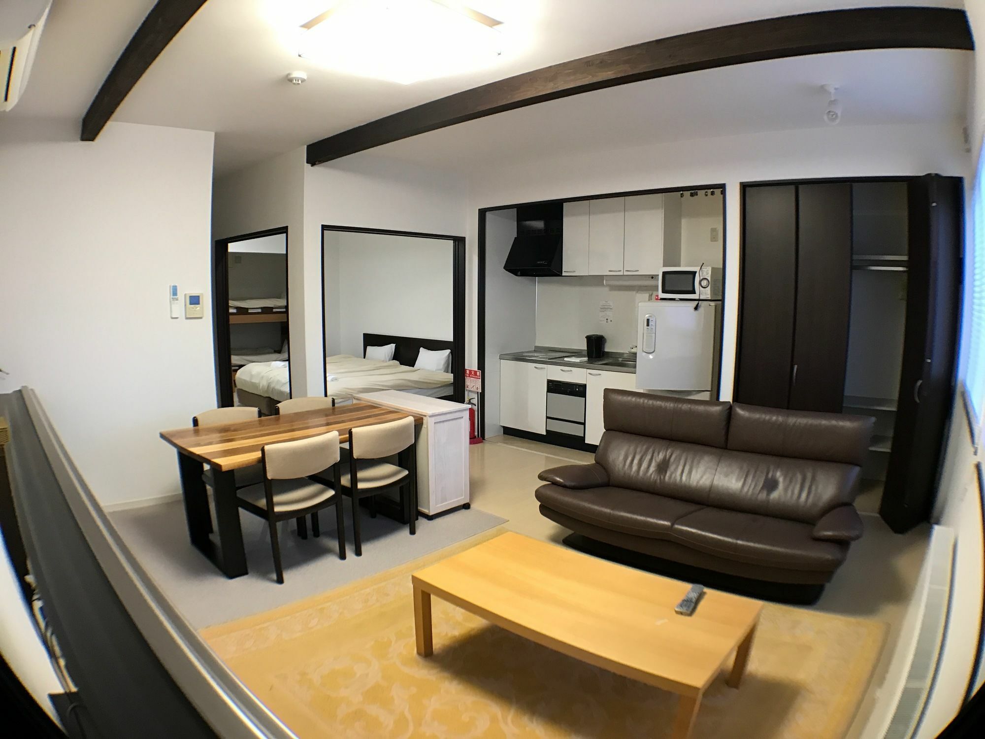 Tsuru Apartments NakaNakafurano Buitenkant foto